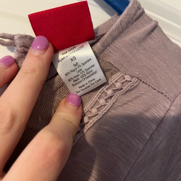 Day trip size XS lace top - Picture 5 of 7